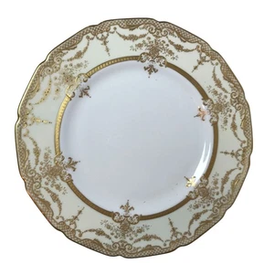 Antiker englischer erhabener Schuld Gold & Creme Royal Doulton Bone China Speiseteller - Bild 1 von 8