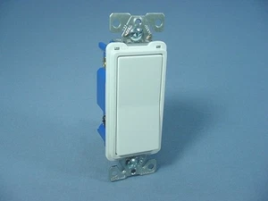 Cooper White Decorator Rocker Wall Light Switch Control 4-WAY 15A 120/277V 7504W - Picture 1 of 5