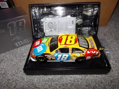 1/24 KYLE BUSCH #18 M&M'S ELITE AUTOGRAFIADO 2009 ACCIÓN NASCAR DIECAST Foto 1 de 4