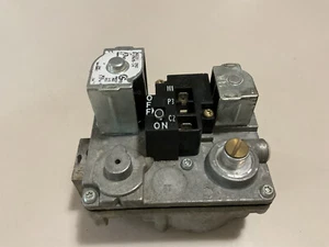 GOODMAN JANITROL AMANA B12826-14 GAS VALVE WHITE RODGERS 36E22 202 - Picture 1 of 5