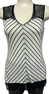 White House Black Market WHBM Black & White Lace Trim Chevron Tank Top Size S - Picture 1 of 11