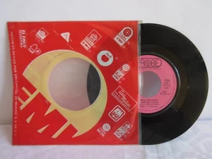 THREE DOG NIGHT -THE SHOW MUST GO ON- MEXICAN 7" SINGLE CS ROCK - Picture 1 of 3