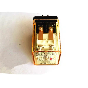 IDEC RR2P-UL DC24 Relay Plug-In DPDT 10A 24VDC  New 1PCS ⊕IK - Picture 1 of 4