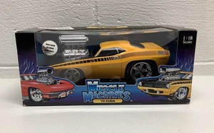 Muscle machines 1/18 70 Cuda Yellow/Black NIB - Picture 1 of 6