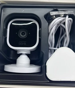 Cámara de seguridad Amazon Blink Mini, 1080p, exposición en caja - Imagen 1 de 1