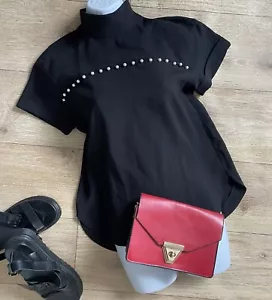 Sofisticado Negro Cuello Alto Mangas Cortas Top Detalle de Perla Dobladillo Curvo Talla 6 ZARA - Imagen 1 de 10