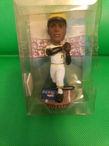 MLB SPONSORS PEPSI 3" BOBBLEHEAD. ROBERTO CLEMENTE #21 Cover