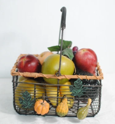 Wire Basket Autumn Leaves Acorns Fruits Vegetables Décor Handles 9 x 9 Inches - Image 1 of 4