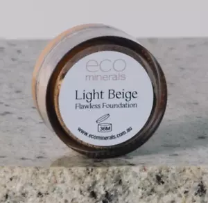Eco Minerals Flawless Matte Foundation - Many Shades available - 5g Jar - Picture 1 of 8