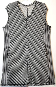 T by Talbots Kleid schwarz weiß grau gestreift V-Ausschnitt Stretch Frottee Taschen Gr. 3Xp - Bild 1 von 8