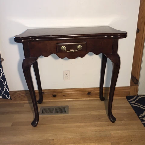 Bombay Company Queen Anne Mahogany Wood Game Card Fold Over Out Console Table Cover