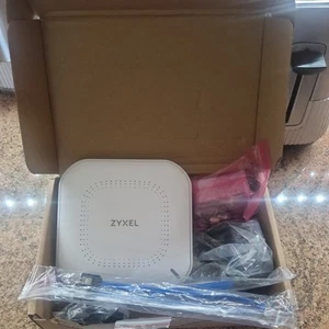 Zyxel NWA50AX Dual-Band WiFi6 Wireless Cloud Access Point Originalverpackt Neu - Bild 1 von 11