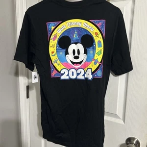 T-shirt maglietta nera Walt Disney World 2024 taglia small nuova etichette Topolino - Foto 1 di 2