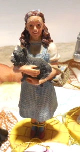 The Wizard of Oz   "Dorothy "   Westland Giftware Collectibles   #1800 - Picture 1 of 3