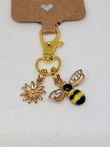 CUTE HONEYBEE & FLOWER CHARM FOR HORSE BRIDLE, BACKPACK, OR KEYCHAIN, FREE SHIP - Picture 1 of 1