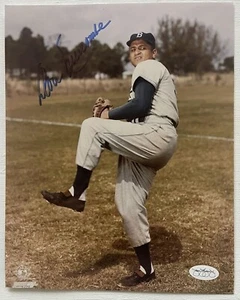 Don Newcombe Signed Autographed Glossy 8x10 Photo Brooklyn Dodgers : JSA Sticker - Picture 1 of 1