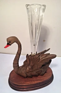 ANTICO CIGNO ARTICOLATO INTAGLIATO LEGNO SVIZZERO FORESTA NERA CON VASO BOCCIOLO EPERGNE - Foto 1 di 8