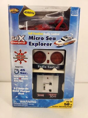 Model Speedboat Radio-Controlled Micro Boat NKOK RC 64X 27Mhz IN Scale 1/64 - Image 1 of 4