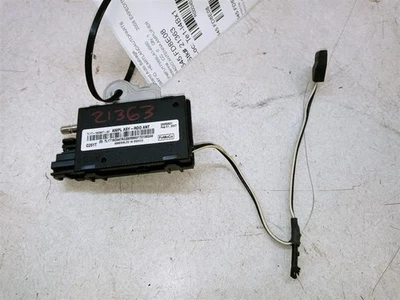 Módulo amplificador antena radio Ford Expedition 2008 fabricante original usado 7L1T-18C847-A Foto 1 de 4