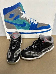 Größe 10,5 - Jordan 11 Low Retro IE Black Cement 2020 - Bild 1 von 11