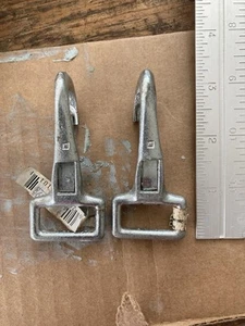 Set of 2 vintage, 3-1/2" metal utility hooks - Picture 1 of 6