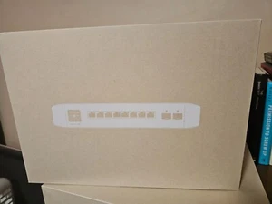 New Ubiquiti Networks USW-PRO-8-POE Unifi Switch Pro 8 POE - Picture 1 of 3