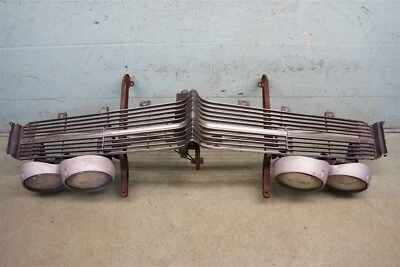 1966-67 Buick Riviera grille, hidden headlights Nice Oem Hideaway *G1 - Image 1 of 4