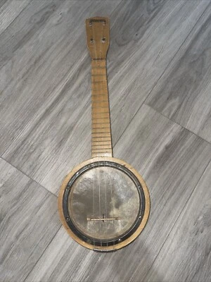 Ukelele banjo Neptuno antiguo vintage 21” Banjolele Foto 1 de 4