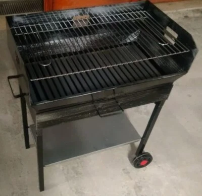 BARBECUE  FORNACETTA A LEGNA PESANTE ARTIGIANALE INCLUSA GRIGLIA  E RUOTE 90x50 - Immagine 1 di 4