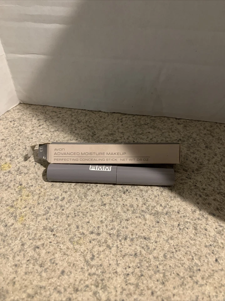 Avon Advanced Moisture Makeup Perfecting Concealer Stick Deep