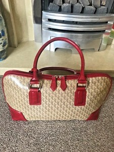 guy laroche handbolsa