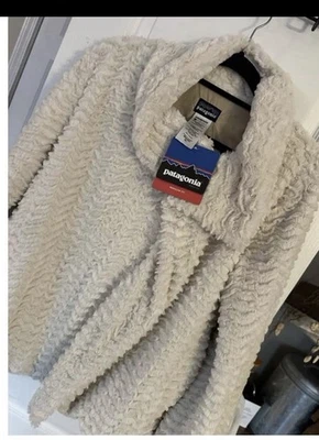 Patagonia NWT Women's Pelage Fleece Faux Fur Cream Zip Up Fuzzy Jacket XL - Image 1 of 4