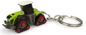UNIVERSAL HOBBIES, Porte-Clés CLAAS Xérion 5000 Trac TS, échelle , UH5859 - Imagen 1 de 4