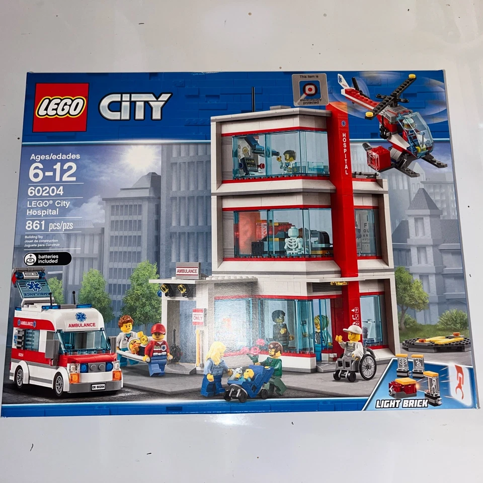 LEGO CITY: City Hospital (60204) NEW SEALED RETIRED AMBULANCE HELICOPTER TOWN - Image 1 of 2