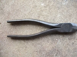 DIAGONAL WRE CUTTERS 7" LONG DESCENT SET OF WIRE CUTTERS NO NAME OR COUNTRY - Picture 1 of 9