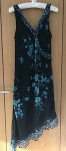 WOMENS V NECK BLACK MULTI ASSYMETRIC FULLY LINED DRESS SIZE 6-8 IMMACULATE  - Picture 1 of 6