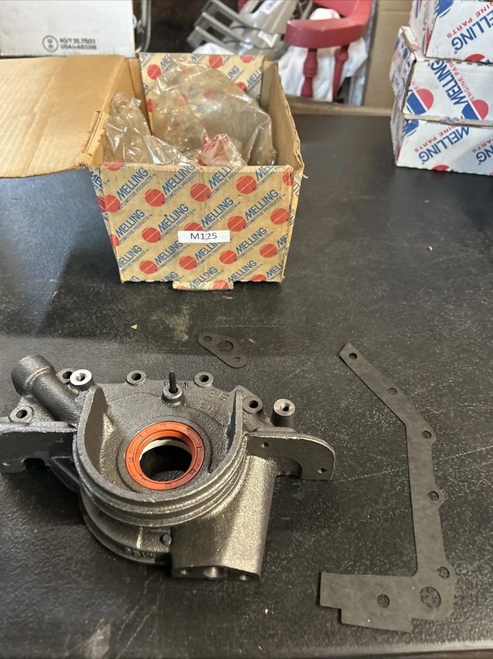 Bomba de aceite de motor - Stock Melling M125 Foto 1 de 4
