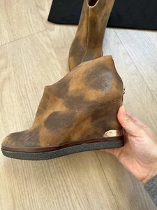 Donald Pliner Vintage Ankle Boots - Picture 1 of 6