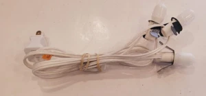 Dept 56 VILLAGE SINGLE CORD WITH 3 Light Bulbs Clips and On/OFF switch White - Picture 1 of 3