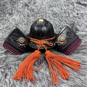 Samurai Warrior KABUTO Helmet Japan Cast Iron VTG Motonari Palm-sized Miniature - Picture 1 of 11