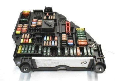 Bmw F10 F11 F12 F01 F02 5 6 7 Series Rear Trunk Fuse Junction Relay Box 9252812 - Image 1 of 4