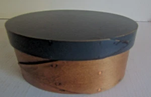 Gerald Henn® Workshops gealtertes Massivholz Handarbeit ovale Rüttelbox mit Deckel - Bild 1 von 5