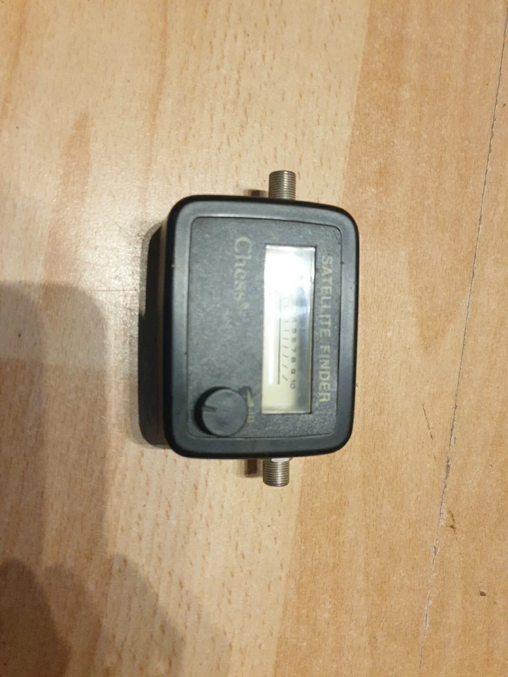 Satfinder PROFI SAT Finder Messgerät digital analog Satelliten-Finder Chess - Bild 1 von 2