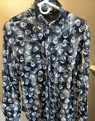 Button down shirt long sleeve with skulls  Fender - Image 1 of 4