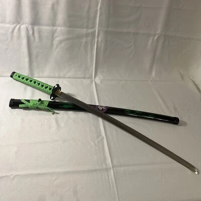 Bio Hazard Zombie Katana - Funda Negra con Diseño Zombie y Mango Biohazard Foto 1 de 4