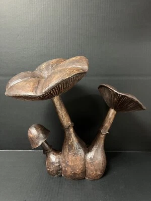 HANDCARVED WOOD MUSHROOM PAPERMACHE MOLD/SCULPTURE #308 - Image 1 of 4