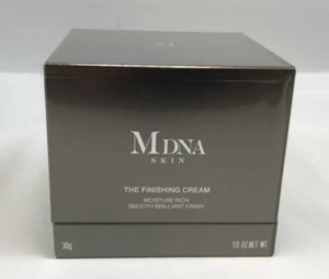 MDNA SKIN La crema di finitura 30g Giappone - Foto 1 di 8