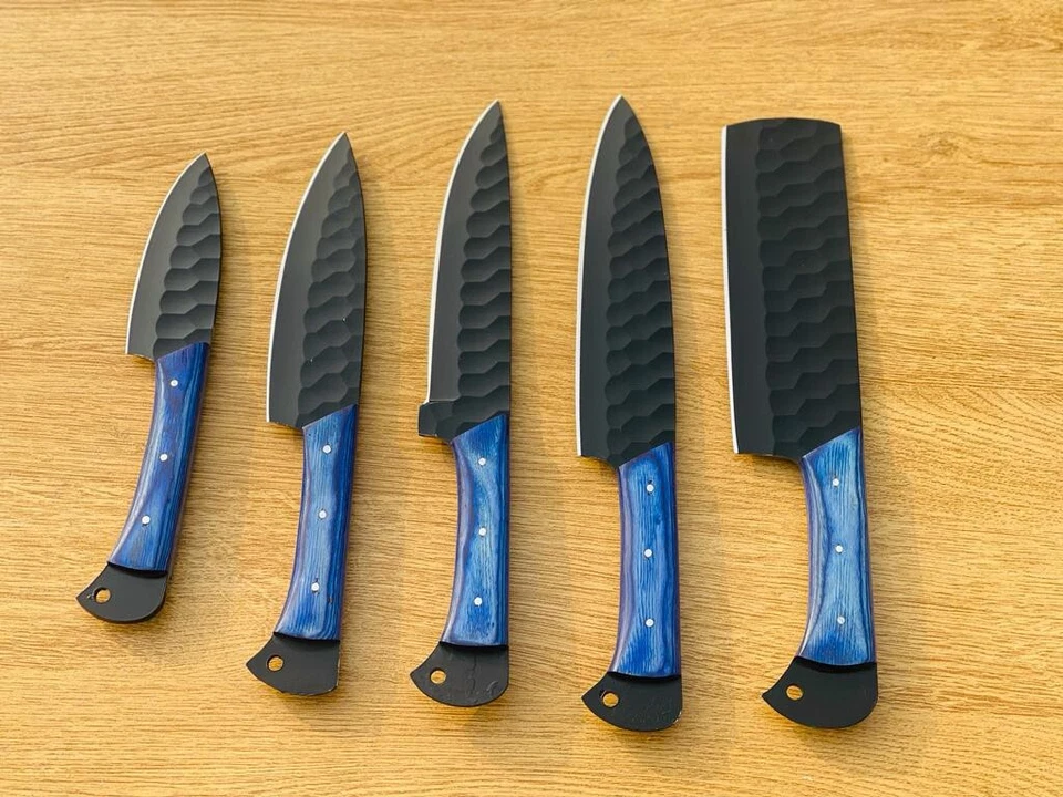 CUSTOM DAMASCUS STEEL 5 PCS forged  CHEF KNIFE SET WITH LEATHER ROLL BAG - Image 1 of 4