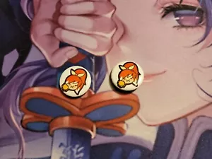*NEVER USED* Lot 2 Crunchyroll Exclusive Hime Eating Hamburger Himoji Badge RARE - Picture 1 of 2