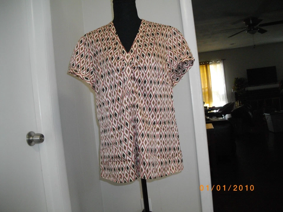 Blusa Camisa Harold's Para Mujer Mezcla Seda Diamante Patter Botón Delantero Talla XL Foto 1 de 4